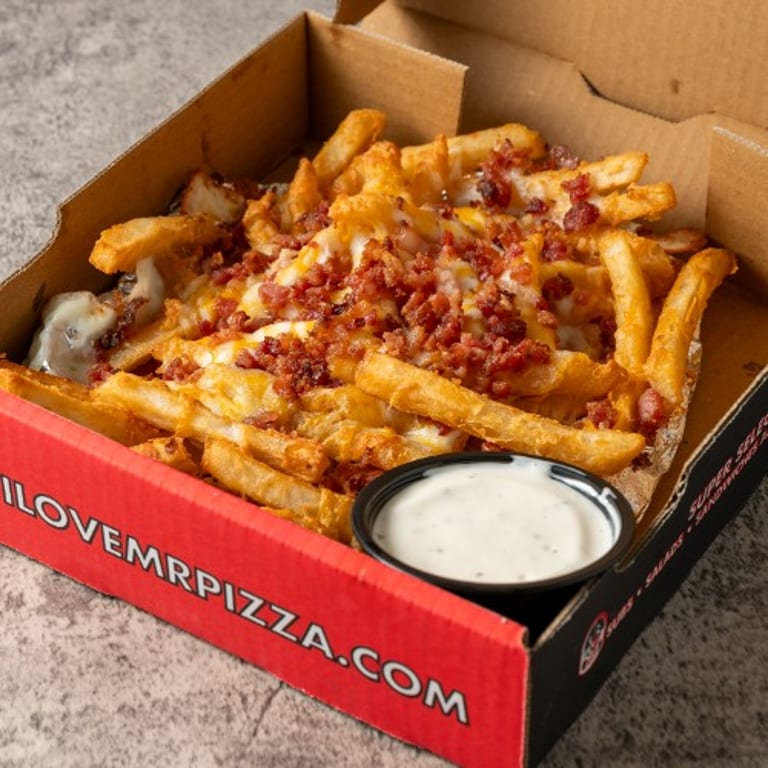 Delicious cheese fries just for you